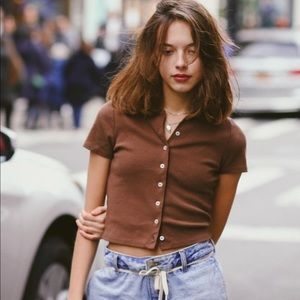 Brandy Melville button crop top